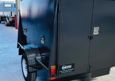 enclosed trailers for sale